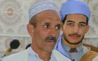 Le héros du peuple : Un éboueur trouve 200 millions dans une poubelle et décide de les rendre