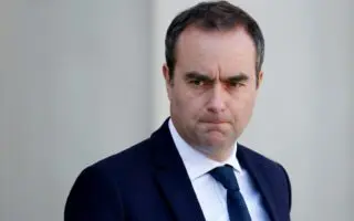 France – Algérie : l’Élysée prépare des mesures sur l’accord de 1968