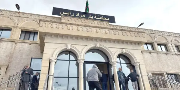 Bijoux volés et menaces : l’histoire d’un adolescent manipulé par un quadragénaire