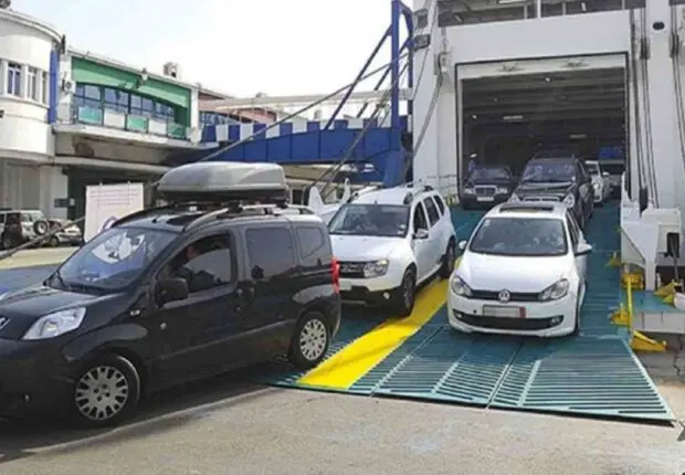 Voyager en Algérie en été 2026 : attention, ces véhicules seront interdits sur les ferries