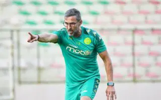 JS Kabylie : pris à partie par des supporters à Zanzibar, Zinnbauer dénonce « insultes et crachats »