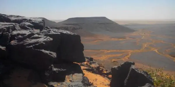 Des milliards de dinars investis : découvrez l’ambitieux pari pour exploiter le fer de Gara Djebilet à Bechar