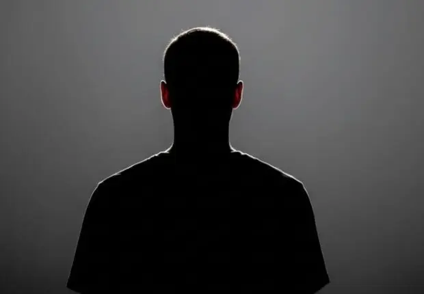 Vidéo bouleversante : il adresse un message poignant avant de mettre fin à ses jours