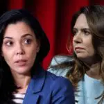 « Je lui fais un sourire kabyle »: la sortie de Sophia Chikirou passe mal en France, Sarah Knafo s&rsquo;en mêle