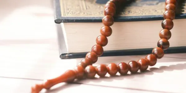 Actes antireligieux en France : l’islamophobie en forte hausse en 2025