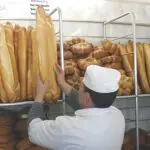 Pain, produits alimentaires, services : comment l’État garantit-il l’approvisionnement durant l’Aïd ?