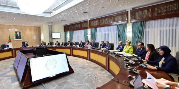 Algérie : un nouveau décret pour encadrer les marchés publics en préparation