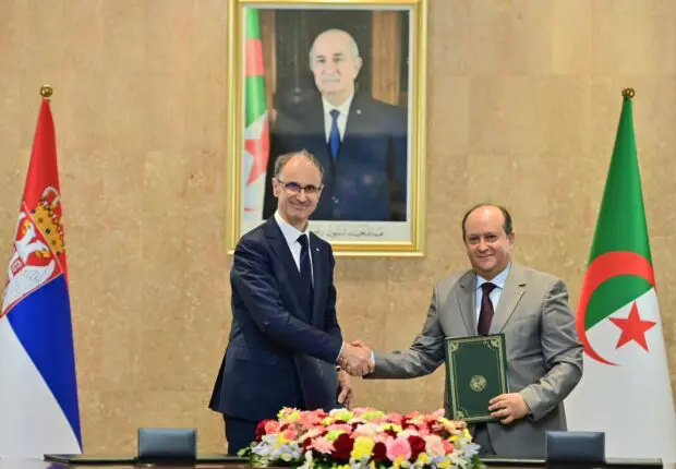 Plusieurs accords signés entre l’Algérie et la Serbie pour renforcer la coopération