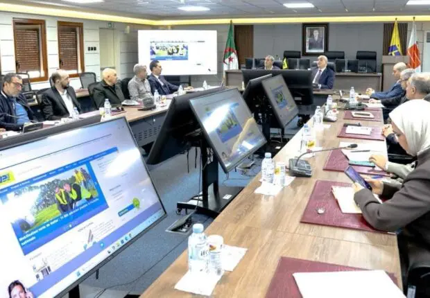 Transport : Naftal scelle une alliance stratégique avec les chauffeurs de taxi