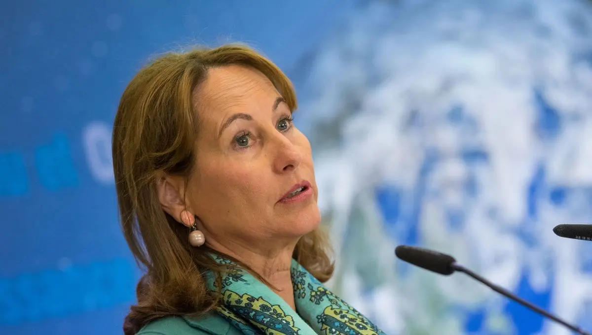 Course au gaz algérien: Ségolène Royal étrille la diplomatie française et la confronte à son « absurdité »