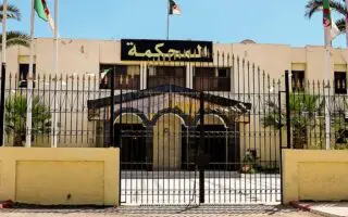 Un professeur de lycée à Blida derrière les barreaux pour cette raison