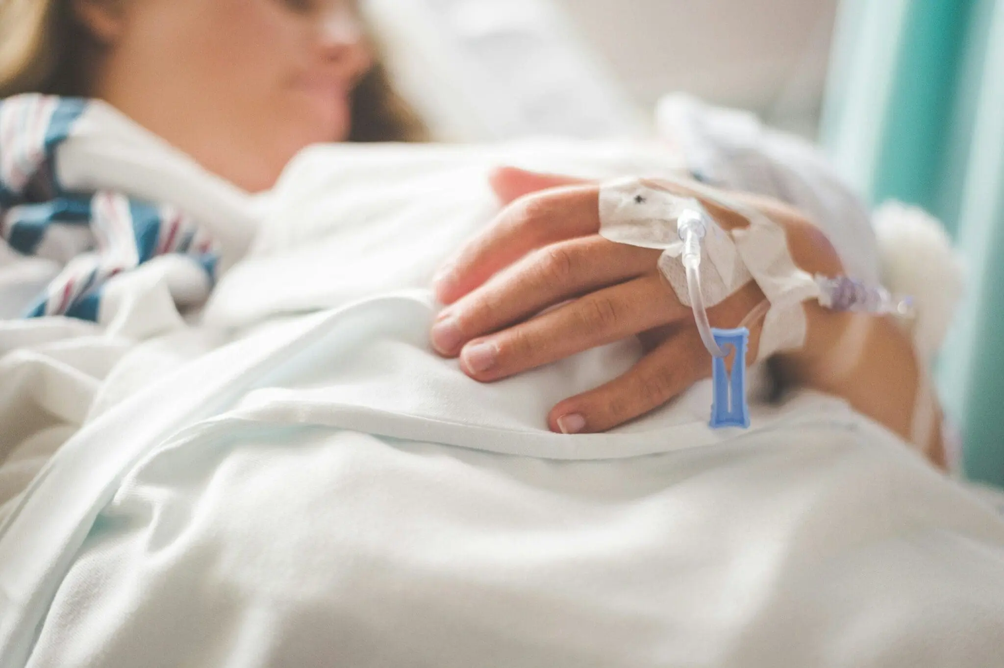 Espagne : les sans-papiers peuvent désormais accéder aux soins avec une simple déclaration
