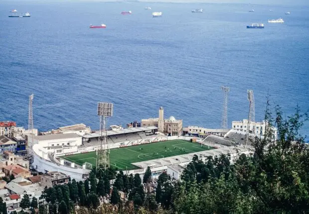 Stade Omar Hamadi de Bologhine : pourquoi la démolition est inévitable