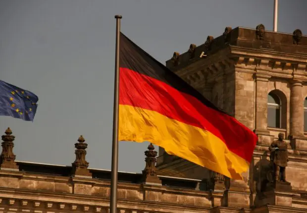 Allemagne : plus de 300 000 travailleurs étrangers recherchés chaque année, voici les profils demandés