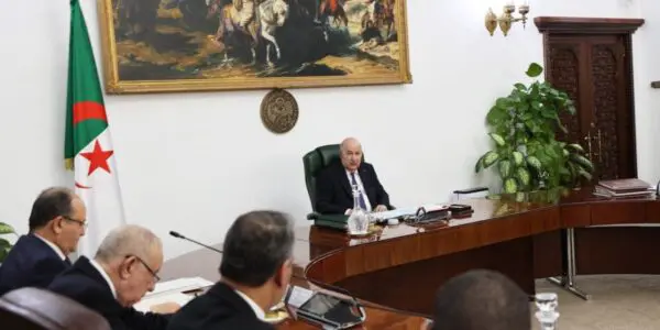 110 M de dollars en jeu : Tebboune accélère la traque de l’argent détourné lors du Conseil des ministres