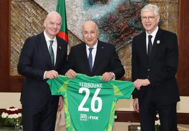 Infantino remet un cadeau à Tebboune et se rend à Tlemcen pour inaugurer ces infrastructures