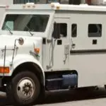 Déguisés en convoyeurs, ils dérobent 14 mds dans une banque : Détails d&rsquo;un hold-up hollywoodien à Guelma