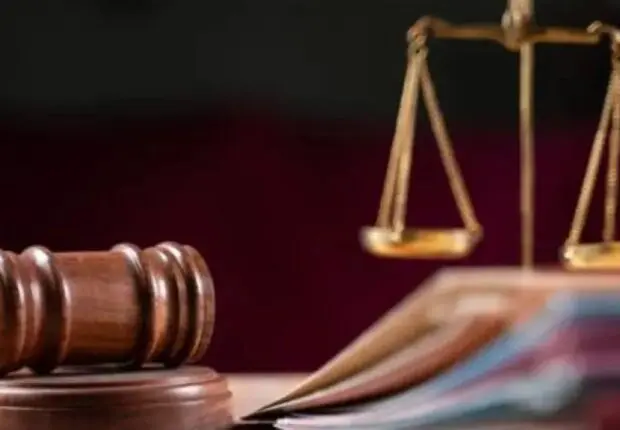 Aéroport d’Alger : Un « faux parlementaire » arrêté avec 13 mds dissimulés dans du papier aluminium