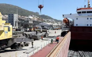 Port de Béjaïa : l’Algérie exporte sa première cargaison de ce produit fini « Made in Bladi »