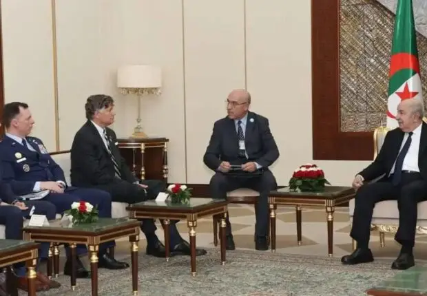 Alger-Washington : Tebboune reçoit le patron de l&rsquo;AFRICOM et le secrétaire d&rsquo;État adjoint US