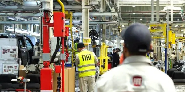 Emploi, sous-traitance, export : les véritables enjeux de l&rsquo;usine Fiat en Algérie