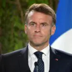 Emmanuel Macron fustige les “mabouls” qui veulent un bras de fer avec l’Algérie