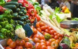 Flambée des prix des légumes : l&rsquo;UGCAA brise le silence et rassure les Algériens