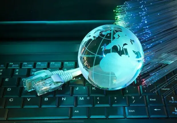 Internet par satellite : l’Algérie ouvre la porte à de nouveaux opérateurs