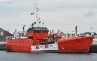 « Ils puent, il faut les tuer » : des marins français secourant les migrants accusés de racisme