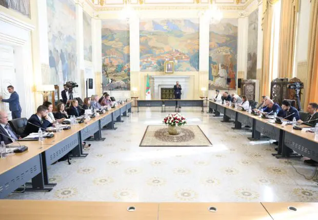 Diplomatie parlementaire : Une délégation du Congrès américain reçue au Conseil de la nation
