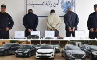« 17 voitures récupérées »… La sûreté de Tissemsilt démantèle un gang du trafic international