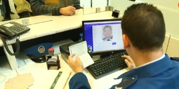 Scandale à l&rsquo;aéroport d&rsquo;Alger : un agent de la PAF facilite une fuite illégale vers l’Allemagne