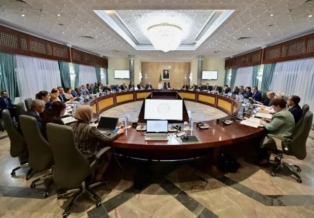 Transformation numérique en Algérie : le gouvernement prépare un système national d’aide à la décision