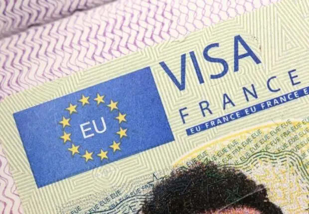 Visa pour la France : attention à ces règles avant de réserver un rendez-vous de groupe