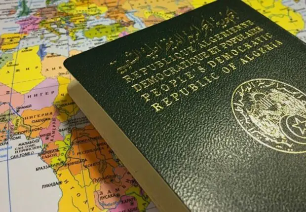 Passeports les plus puissants en 2026 : voici le classement mondial et la place de l’Algérie