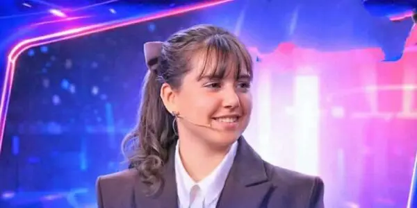 Calcul mental : à 16 ans, l’Algérienne Manar Benmestoura fait sensation en Russie