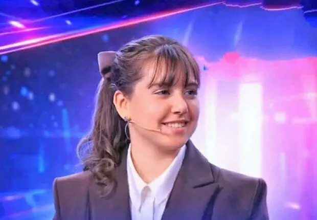 Calcul mental : à 16 ans, l’Algérienne Manar Benmestoura fait sensation en Russie
