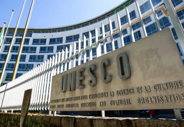 Tensions au siège de l’UNESCO à Paris : Rabat rejette la faute sur Alger