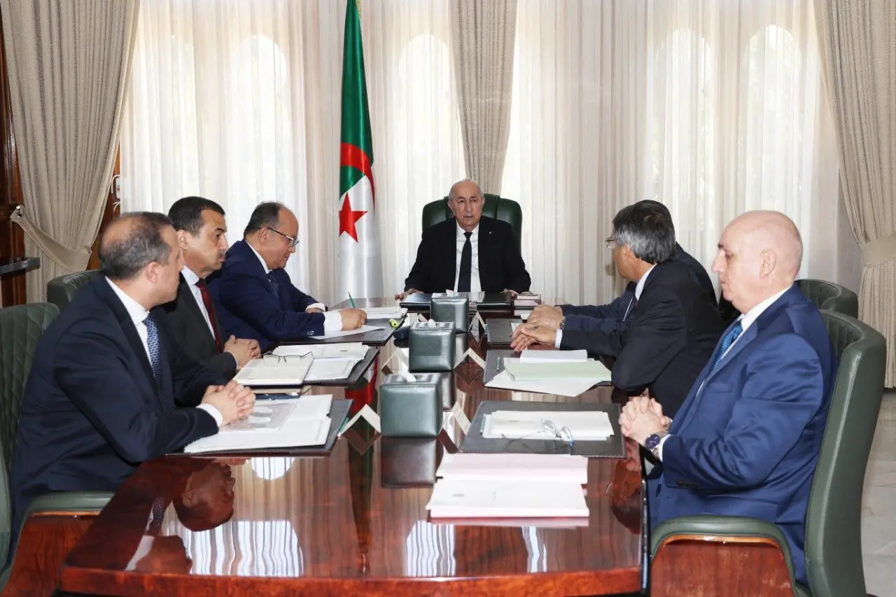 Phosphate, engrais, chemin de fer : Tebboune accélère sur deux mégaprojets stratégiques