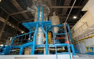 Ce produit du quotidien ne sera bientôt plus importé… L’Algérie relance une usine stratégique à Chlef