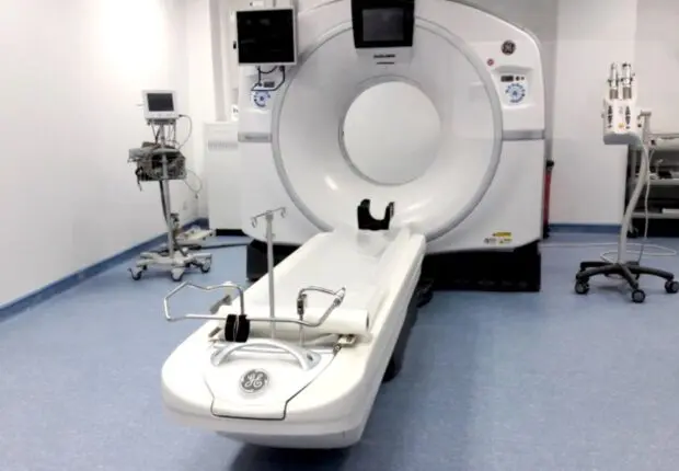 Équipements médicaux hors service dans les hôpitaux : le ministère veut briser le cercle vicieux