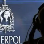 Traqué par INTERPOL pendant 10 ans : une « gaffe » fait tomber ce hacker algérien, roi du phishing