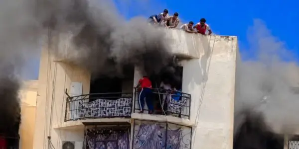 L&rsquo;Algérie honore son héros : Le ministère recrute sur-le-champ le jeune qui a bravé le feu au 10ème étage