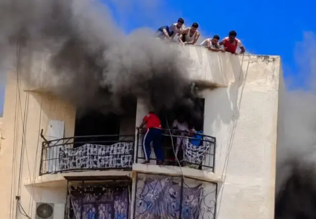 L&rsquo;Algérie honore son héros : Le ministère recrute sur-le-champ le jeune qui a bravé le feu au 10ème étage