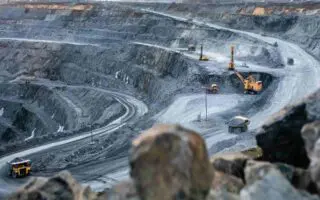1ᵉʳ producteur de cuivre, géant du lithium : l’Algérie s’allie à une puissance mondiale des mines
