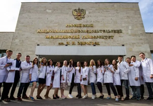 Étudier la médecine en Russie : guide pas à pas pour intégrer l&rsquo;Université Pirogov depuis l&rsquo;Algérie