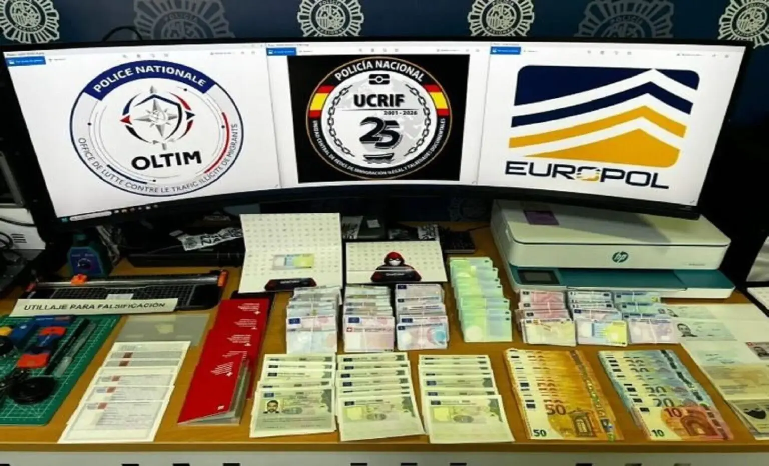 Faux titres de séjour en Europe : un vaste réseau démantelé en Espagne, près de 800 documents saisis