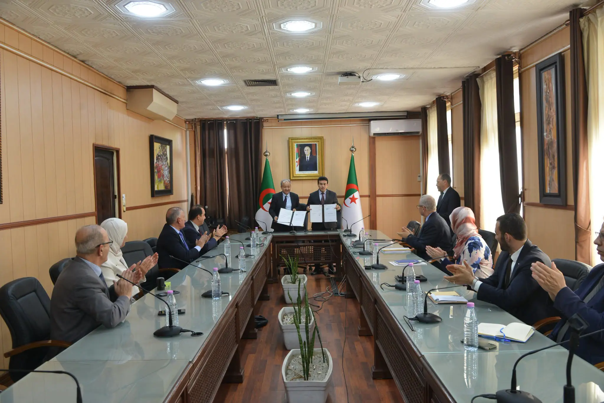 Nouveaux avantages financiers pour des milliers de retraités et travailleurs en Algérie