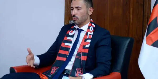 Sadi a-t-il abandonné Anthar Yahia pour succéder à Petkovic ? Ce qu’on le sait