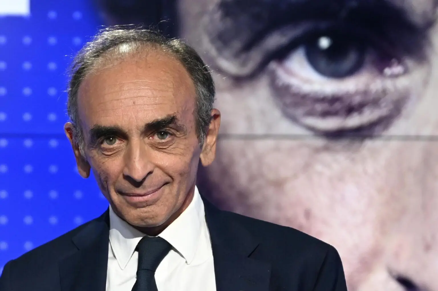 Vidéos antimigrants : la famille politique d’Eric Zemmour visée par une enquête